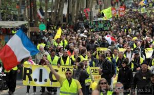 Nastavljeni protesti žutih prsluka u četiri francuska grada 